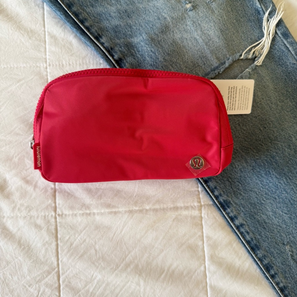 Lululemon Cherry Mist Everywhere Belt‎ Bag Pouch NWT